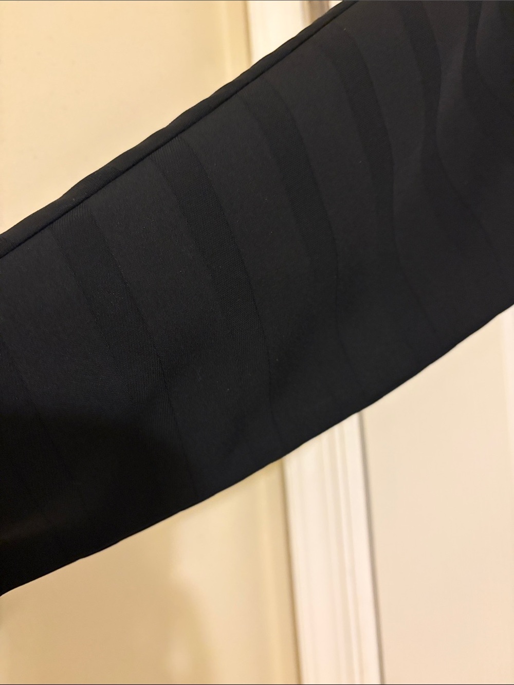 Banana Republic Black Wrap Midi Robe small - Picture 4 of 10